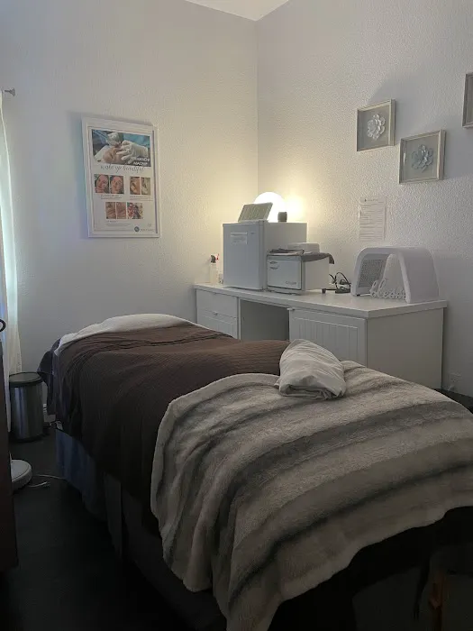 Ann Webb Skin Clinic Picture 3