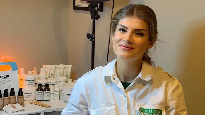 Healing Heaven Aesthetics Picture 2