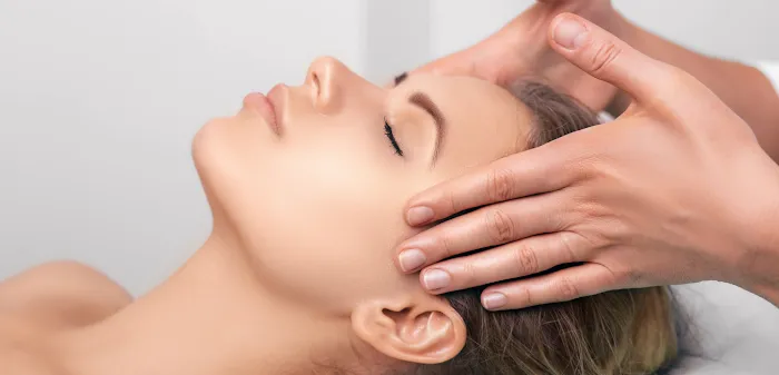 Paveh The SkinCare Boutique Picture 3