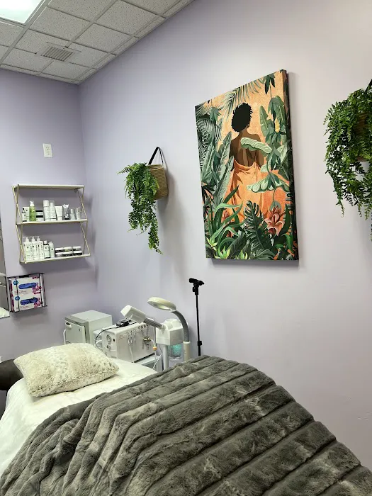 Née Butta Picture 2