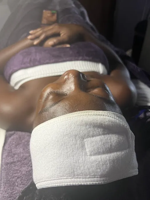 Née Butta Picture 10