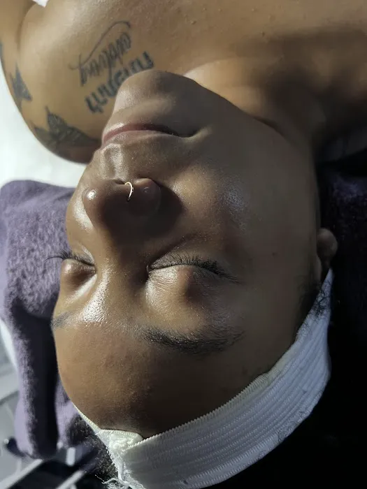 Née Butta Picture 5