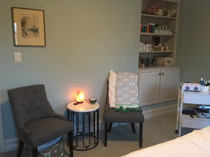 Amy Linville Esthetics Picture 3