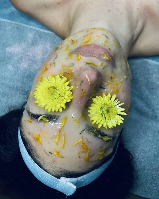 Lacquer Gallery SKIN Picture 2