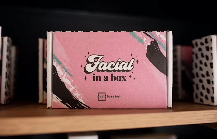 Oasis Face Bar Worthington Picture 7