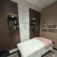 Complexionsbycaylee- Dublin Holistic Esthetician & Acne Specialist ico