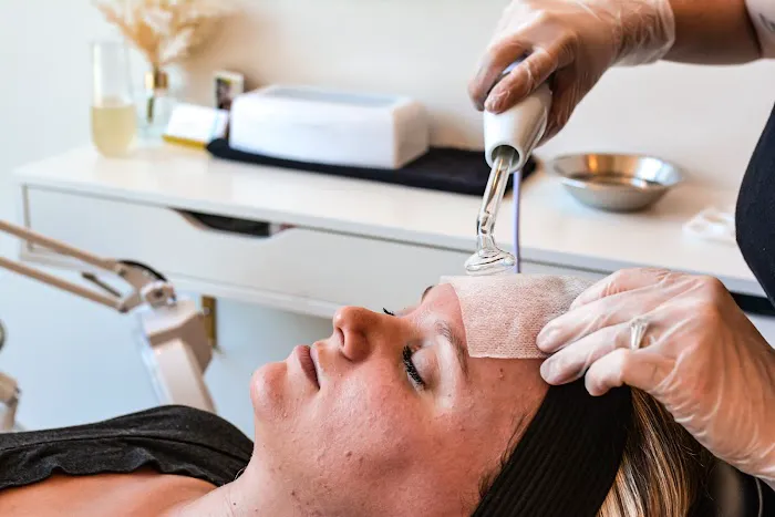 Oasis Face Bar Delaware Picture 4