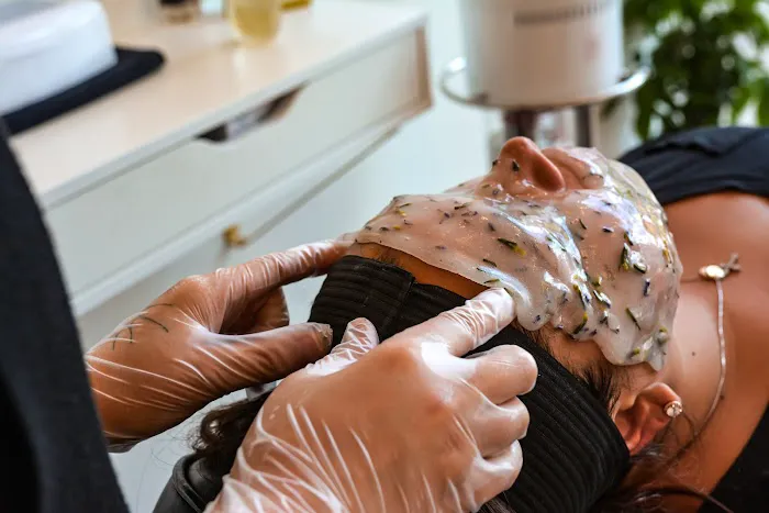 Oasis Face Bar Delaware Picture 7