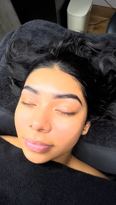 Aesthetics by Amina Picture 1