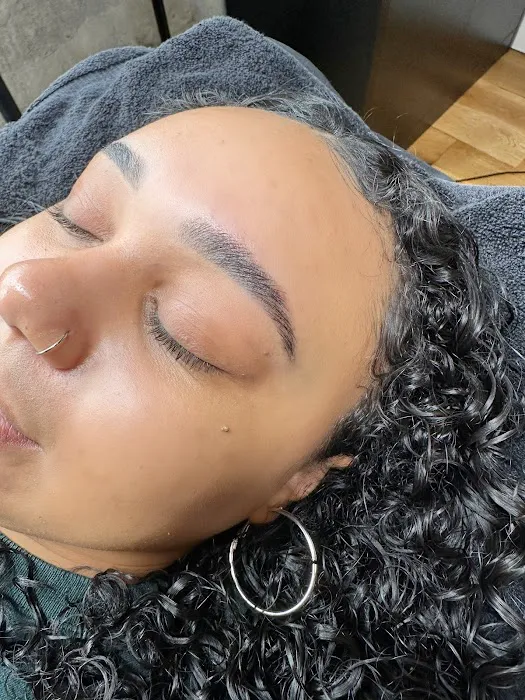 Aesthetics by Amina Picture 9