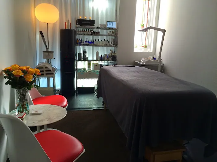 Angela Olson Skincare Picture 5