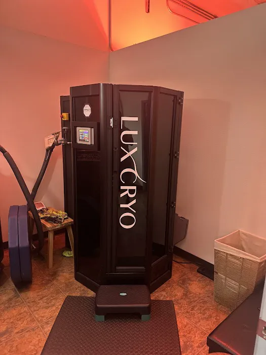 Lux Tan & Cryo - Pearl District Picture 7