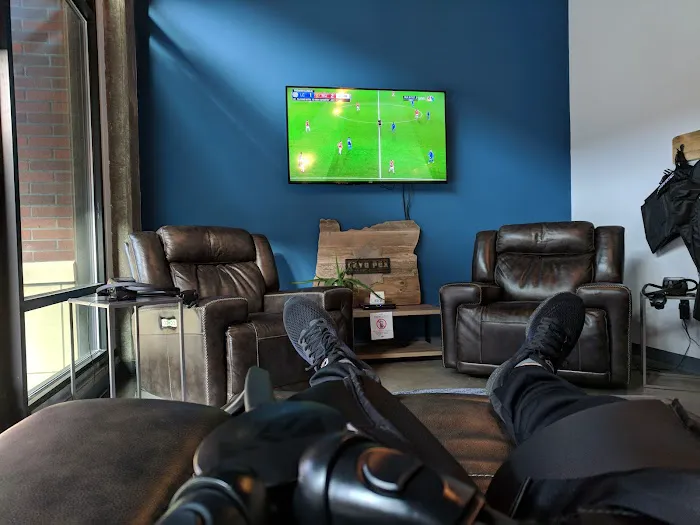 Lux Tan & Cryo - Pearl District Picture 9