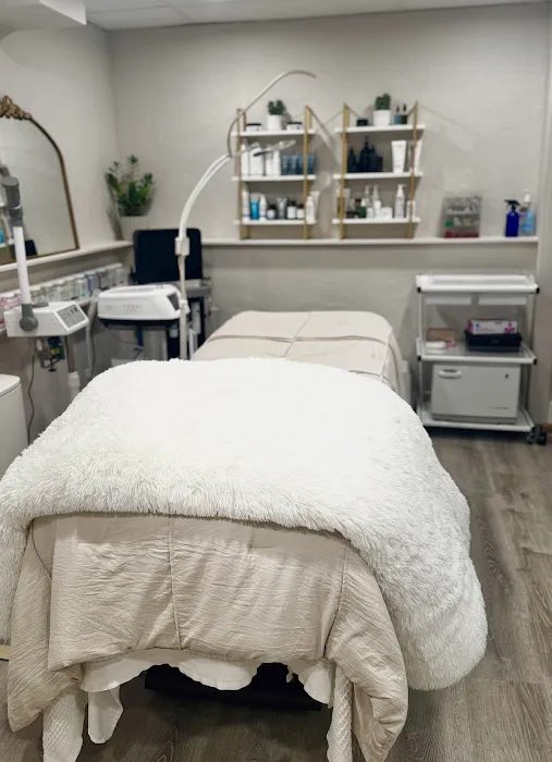 C Skin Aesthetics Picture 2