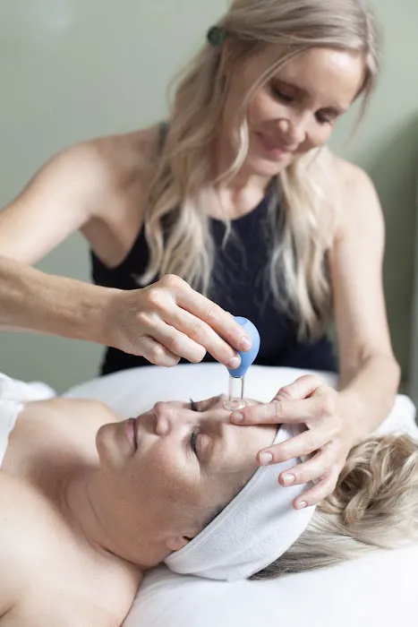 Skin & Soul Holistic Wellness | Pamela Sander, Holistic Esthetician & Reiki Master Picture 1