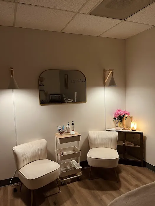 Charm's Aesthetics, LLC Picture 2