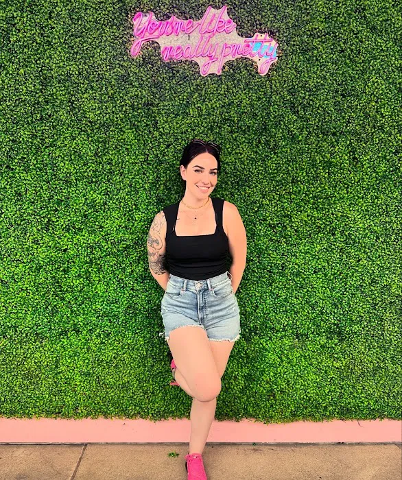 Honey Skin LLC Picture 10