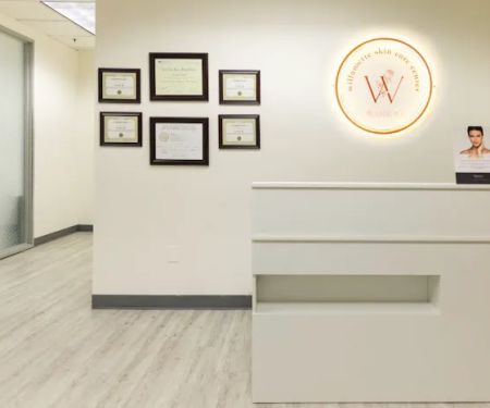 Willamette Skin Care Center u552fu7f8eu8f7bu533bu7f8e