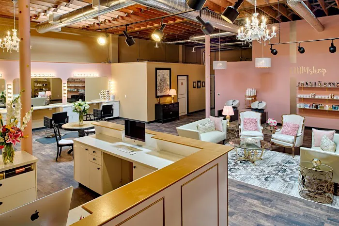 GLAMbeauty bar Picture 10