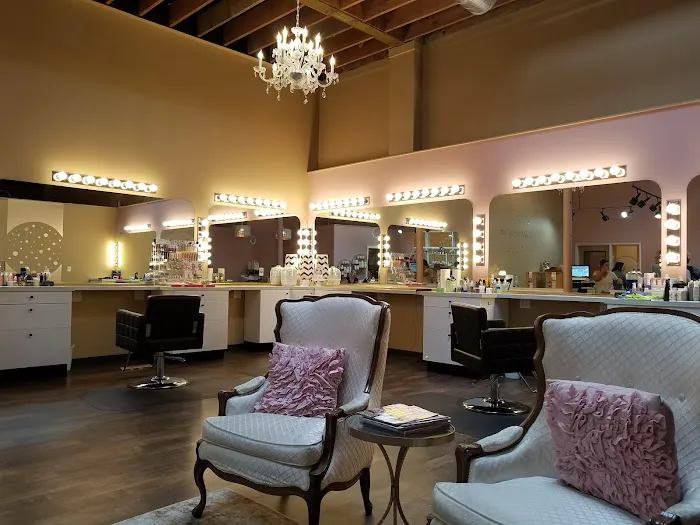 GLAMbeauty bar Picture 8