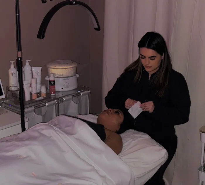 Michelka Beauty Lounge Picture 5