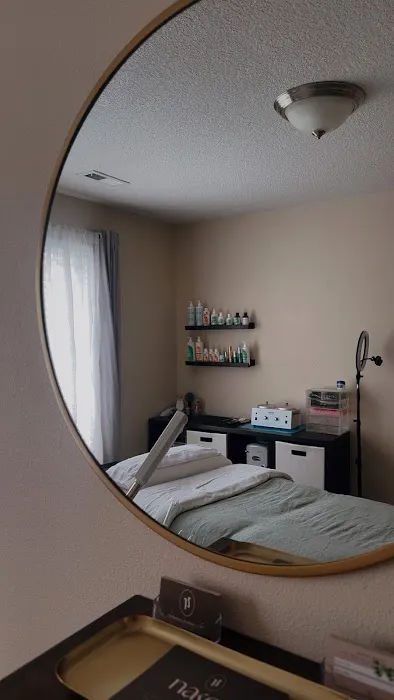 Naked Skin Picture 2