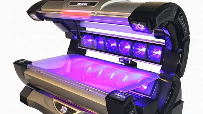 LUX WELLNESS & SKIN THERAPY - Salmon Creek, Vancouver Picture 2