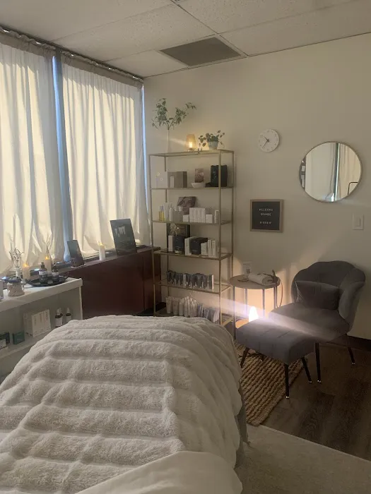 Healthy Skin Aesthetics Picture 4