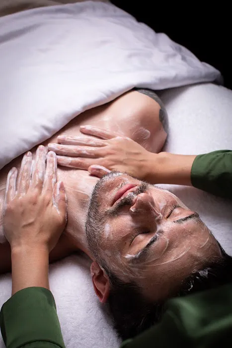 Unblur Skin Studio Picture 1