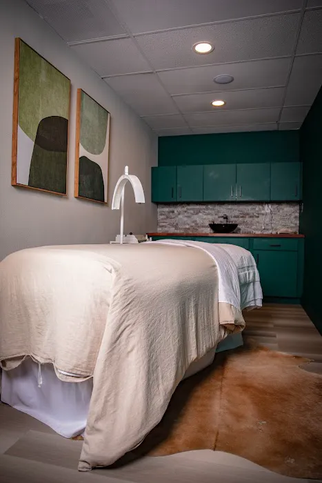 Unblur Skin Studio Picture 9