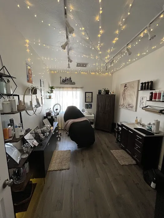 MiBelle Esthetics- Facials, Sugaring, Waxing & Spray Tanning Picture 2