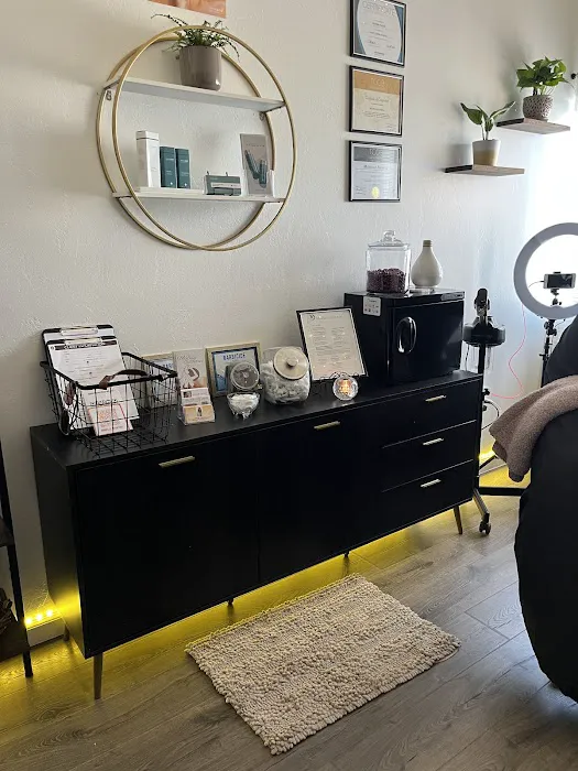 MiBelle Esthetics- Facials, Sugaring, Waxing & Spray Tanning Picture 5