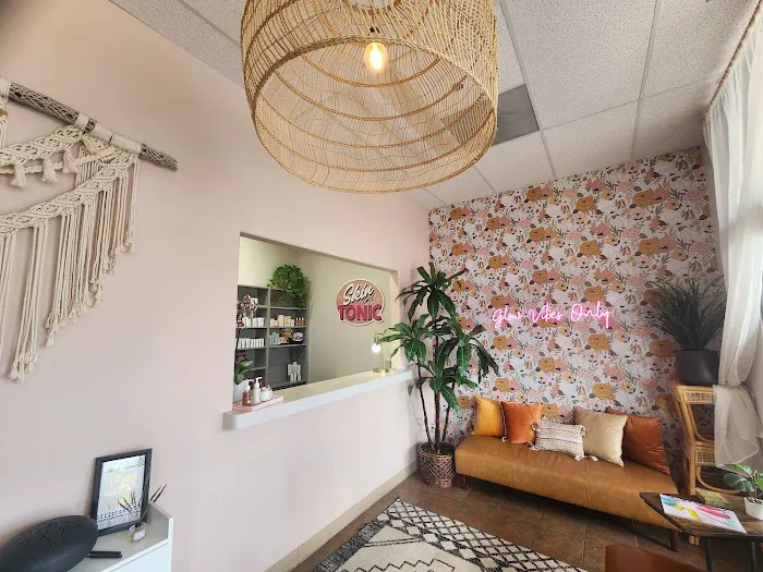 Skin + Tonic Tucson Picture 1