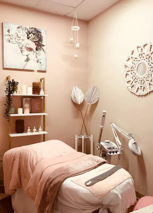 Skin + Tonic Tucson Picture 7