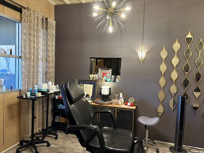 Art Of Injections Picture 2