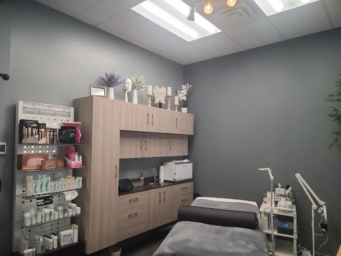 JoAnn M. Romeo Makeup & Skin Picture 1