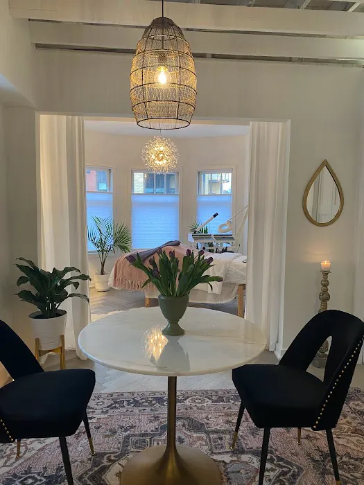 Michele Terese Beauty Picture 1