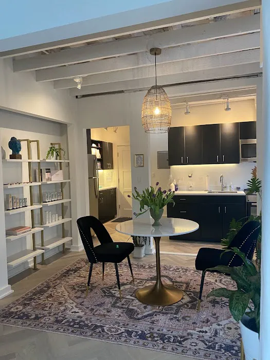 Michele Terese Beauty Picture 10