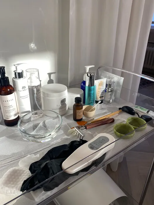 Michele Terese Beauty Picture 9