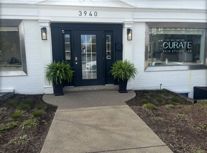 Curate Skin Studio Lab Picture 1