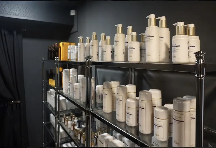 Curate Skin Studio Lab Picture 7