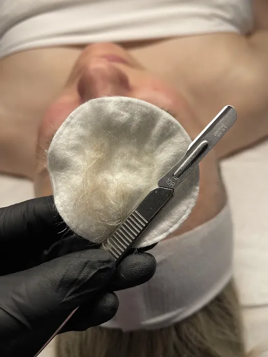 Leigh's Lounge Picture 1