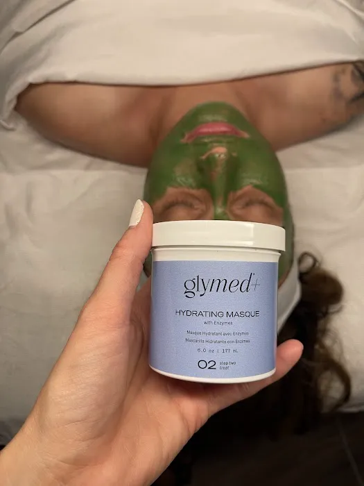 Leigh's Lounge Picture 6