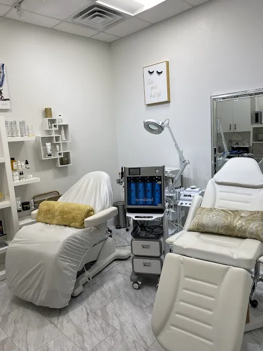 Elite Skin by Mia Picture 3