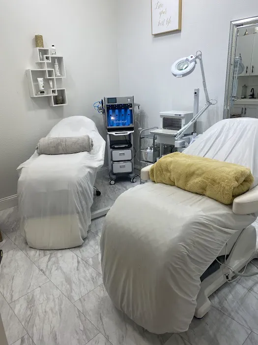 Elite Skin by Mia Picture 8