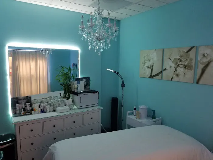 KLOE- Krista Leigh Olson Esthetics Picture 2