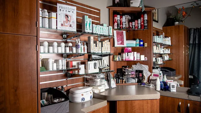 JoAnn M. Romeo Makeup & Skin Picture 2