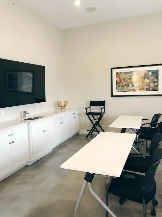 Sabrina Brow and Skin Picture 3