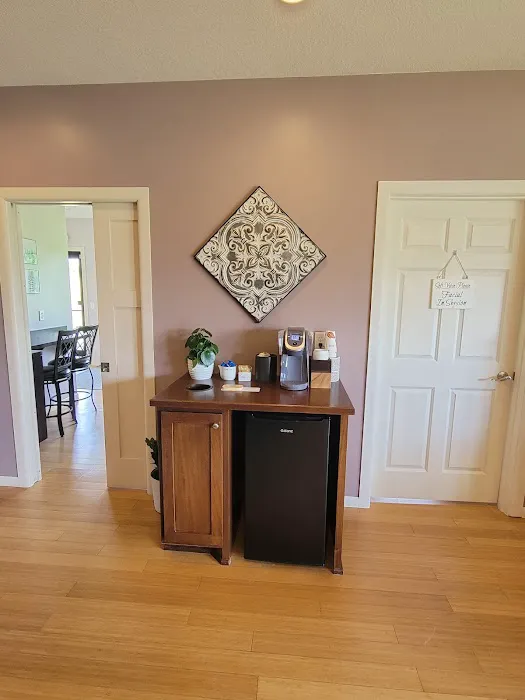 SnowGlow Esthetics Picture 4