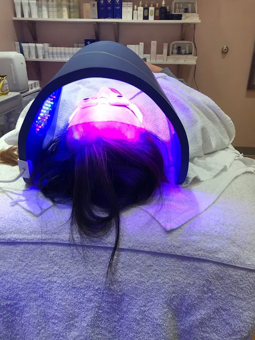 Cindy Ravn, Skin & Health Picture 3